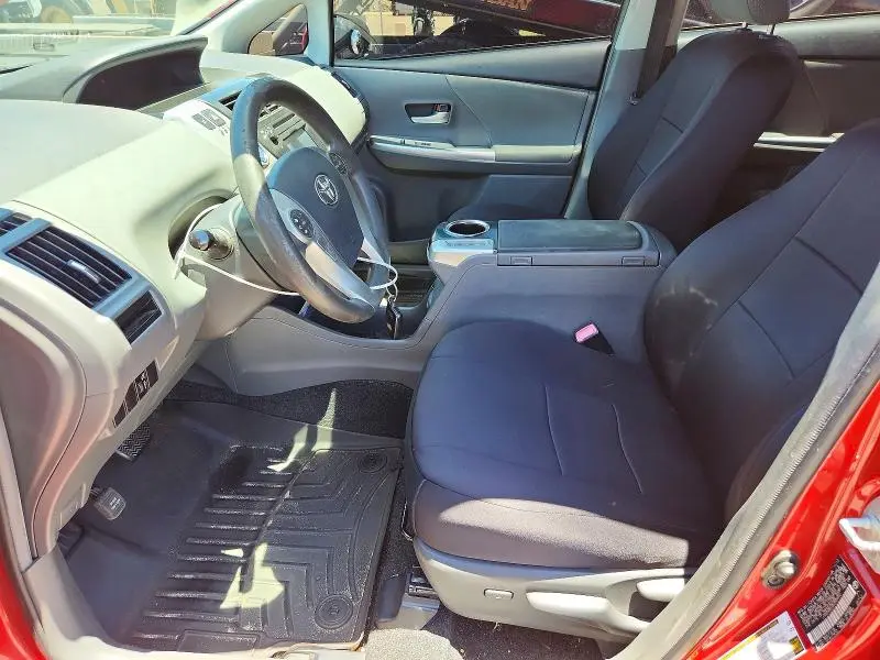 2014 TOYOTA PRIUS V TWO  