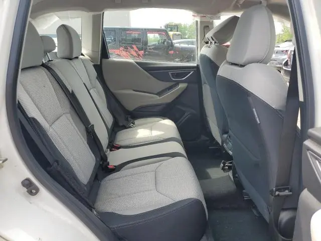 2019 SUBARU FORESTER