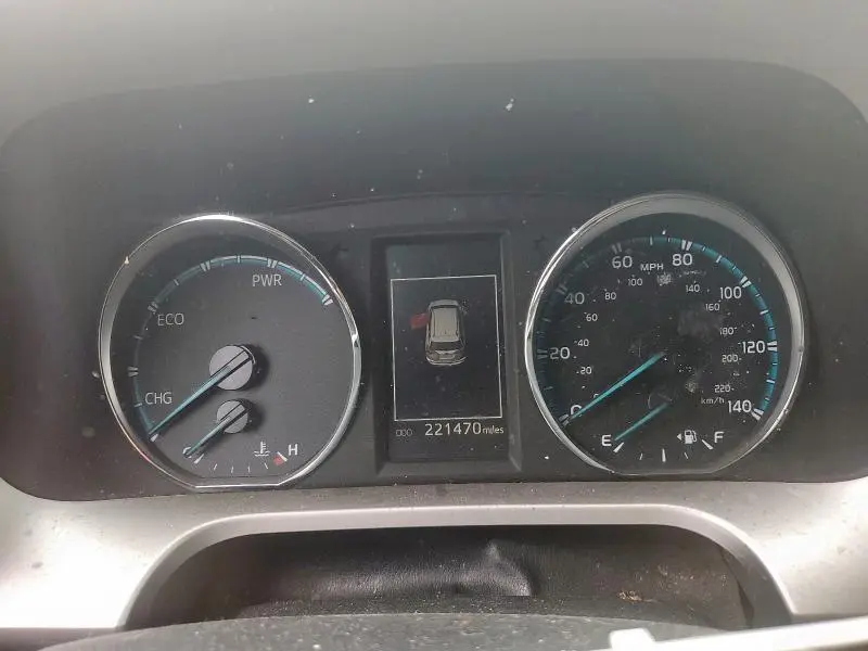 2016 TOYOTA RAV4 HV XLE  