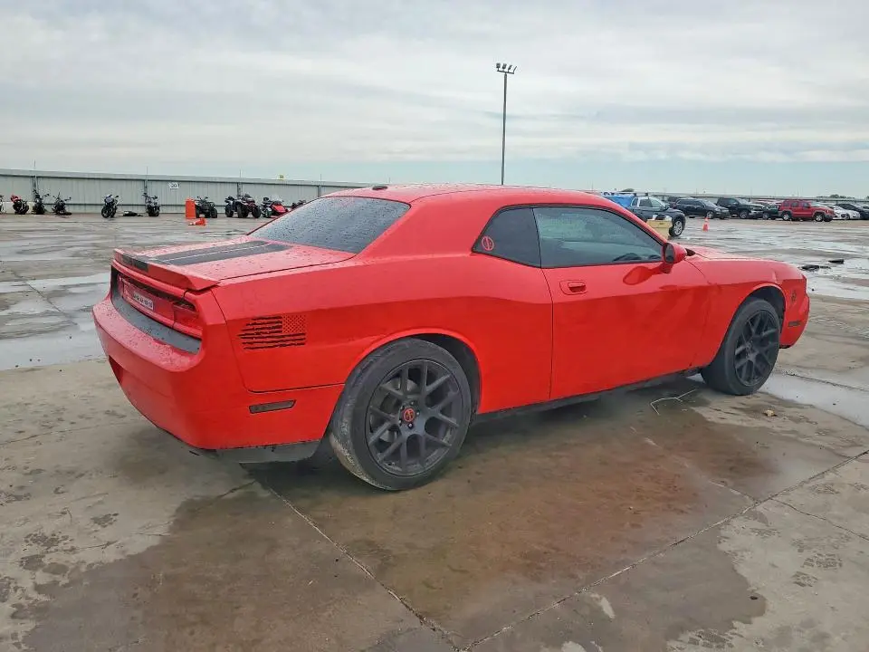 2010 DODGE CHALLENGER SE  