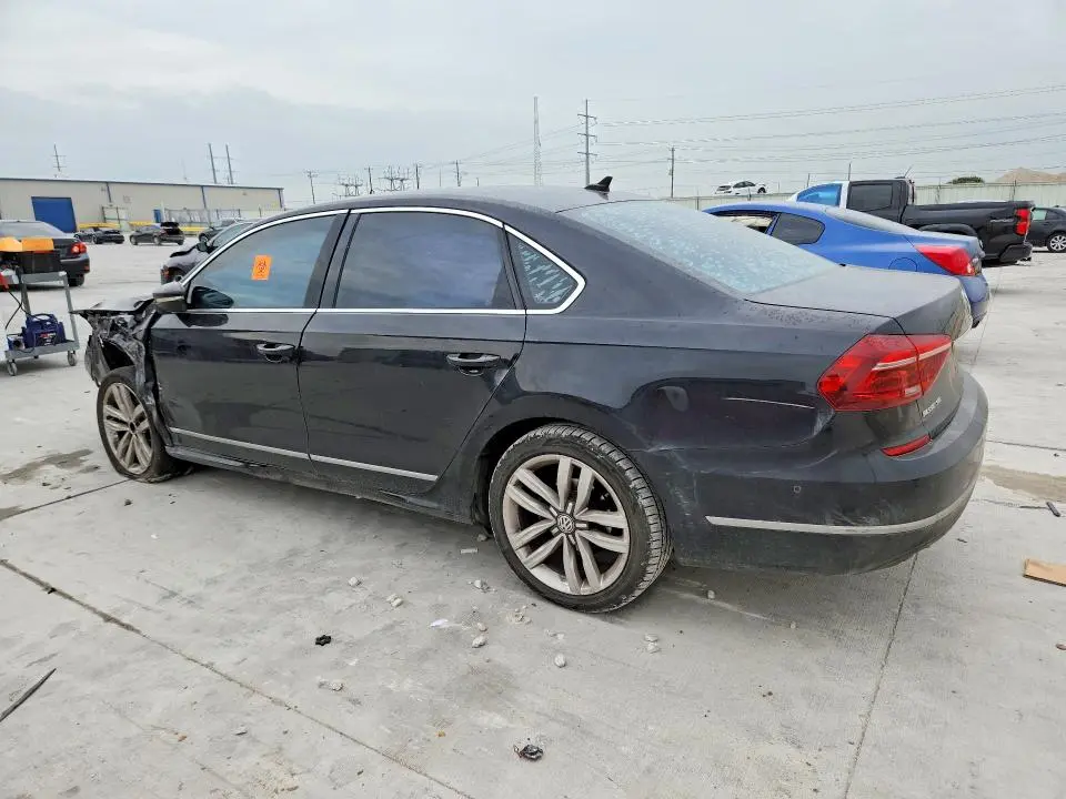 2017 VOLKSWAGEN PASSAT SEL PREMIUM  