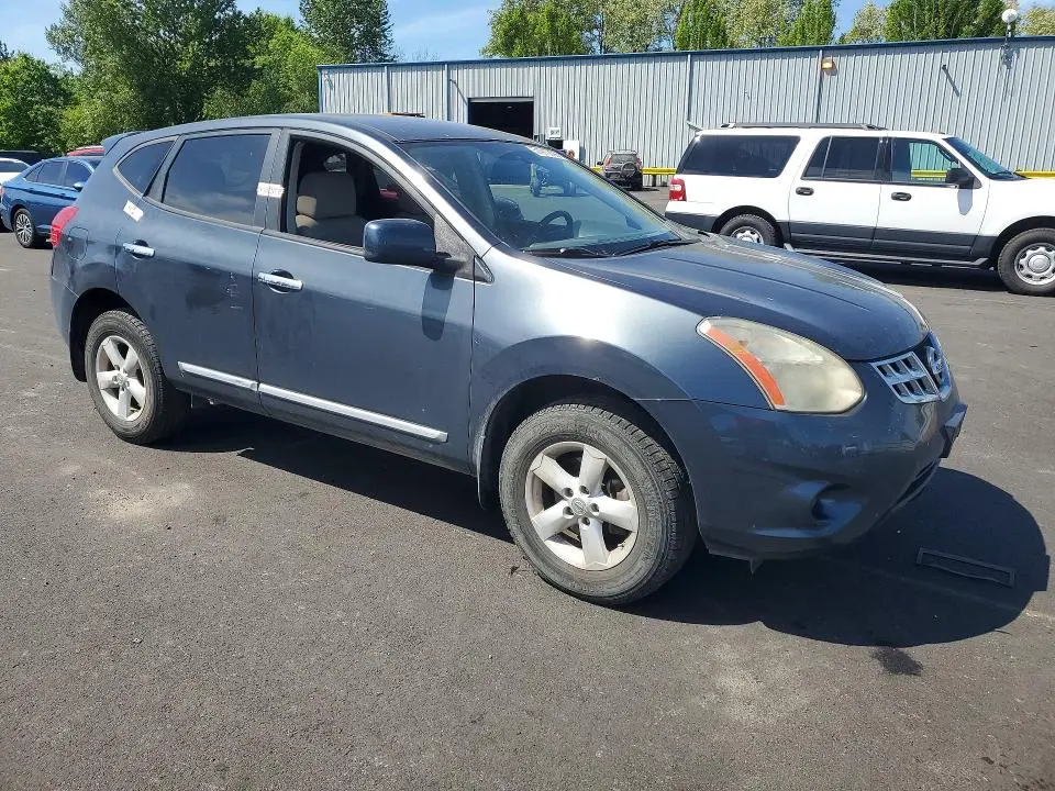 2013 NISSAN ROGUE S  