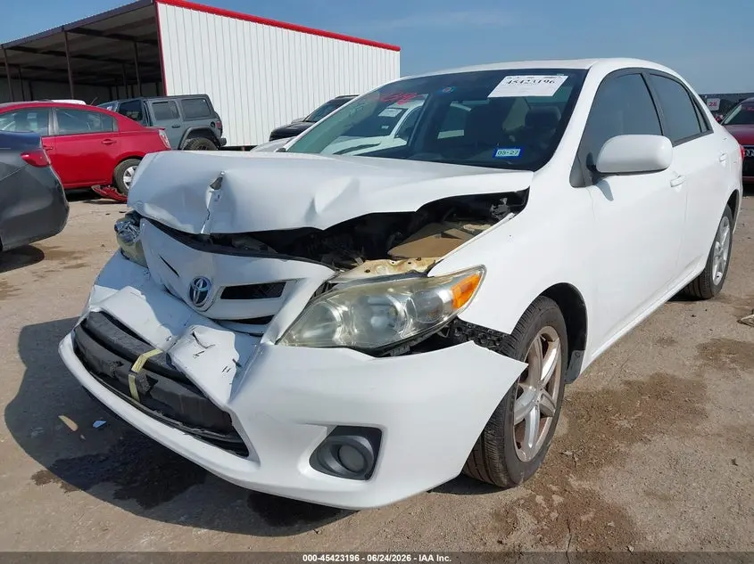 2012 TOYOTA COROLLA LE