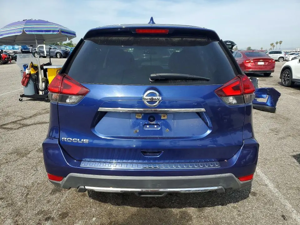 2017 NISSAN ROGUE SV  