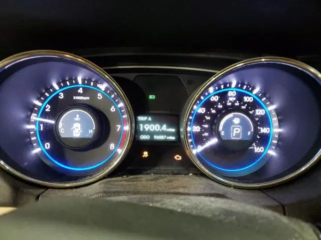 2013 HYUNDAI SONATA SE  