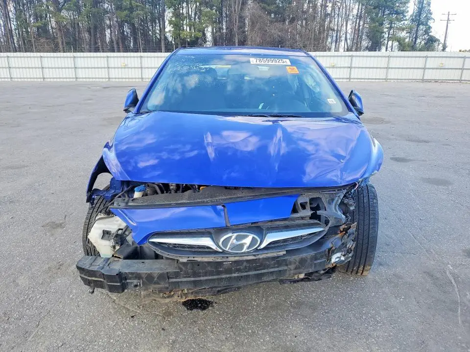 2013 HYUNDAI ACCENT GLS  