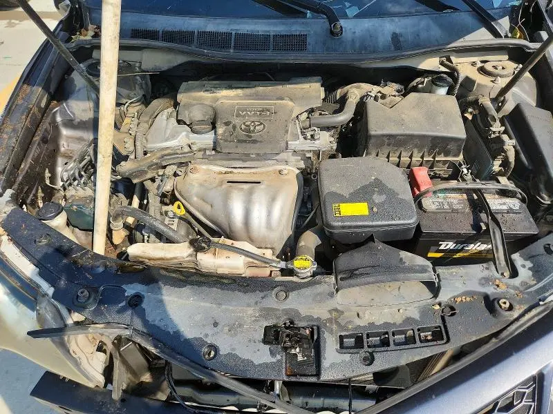 2012 TOYOTA CAMRY SE  