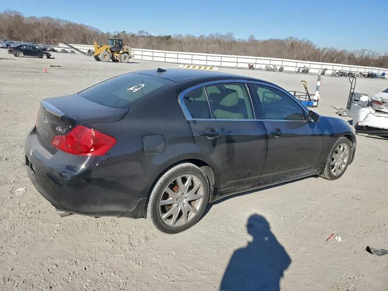 2012 INFINITI G37   