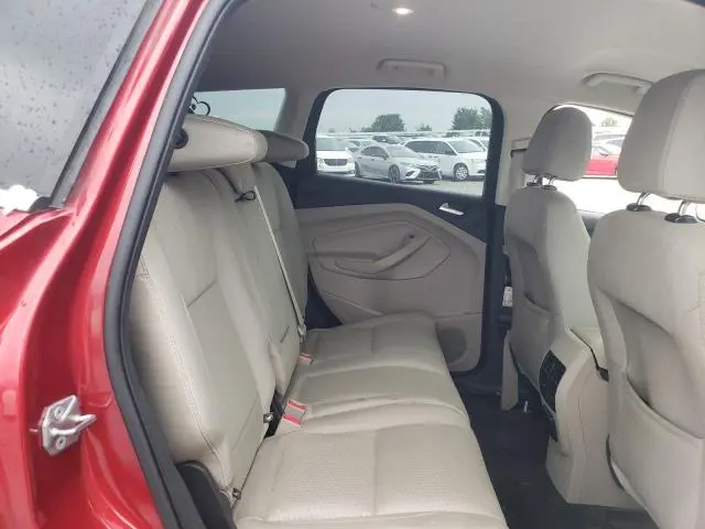 2017 FORD ESCAPE SE  