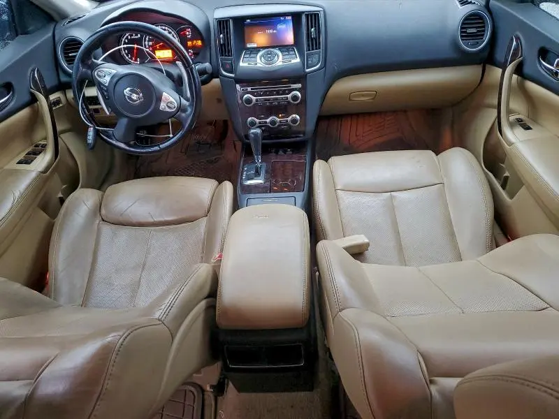 2011 NISSAN MAXIMA S  