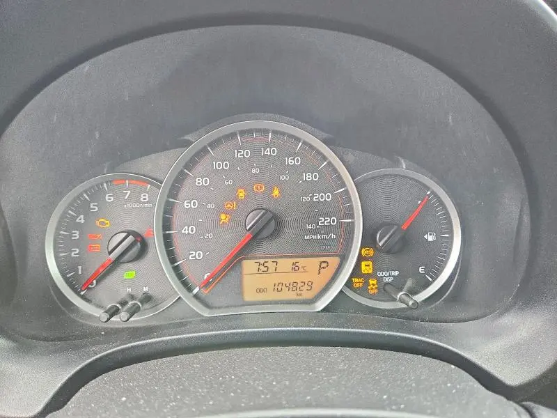 2014 TOYOTA YARIS 5-DOOR L  