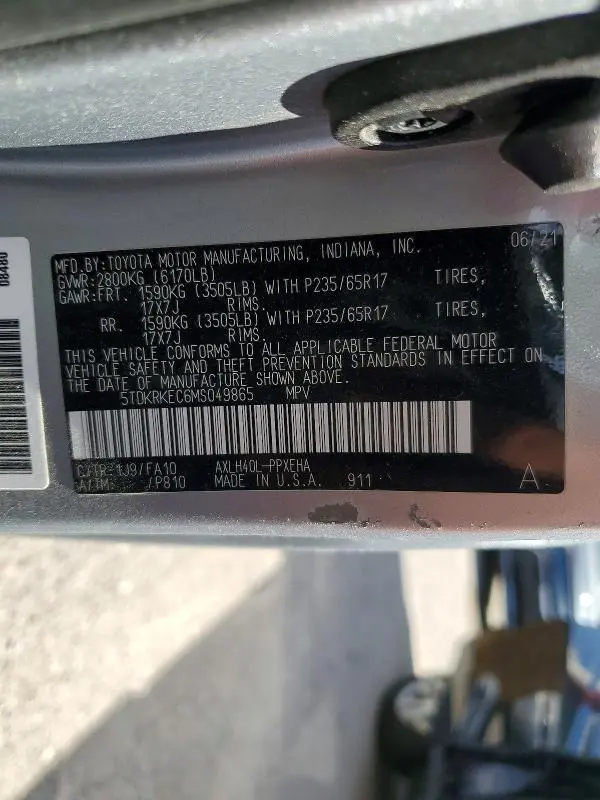 2021 TOYOTA SIENNA LE  