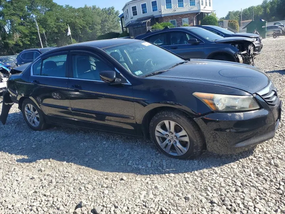 2011 HONDA ACCORD SE  