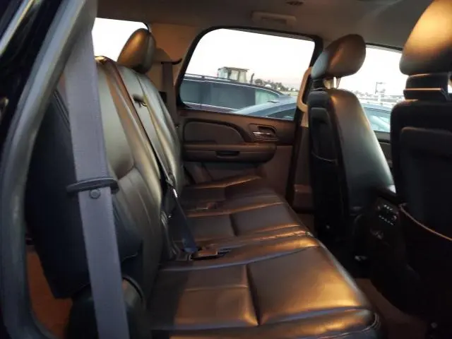 2011 CHEVROLET TAHOE C1500  LS  