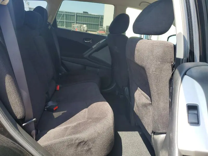 2011 NISSAN MURANO S  
