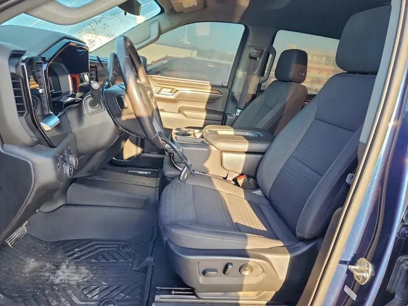 2022 CHEVROLET SILVERADO K1500 LT  