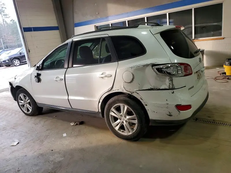 2011 HYUNDAI SANTA FE SE  