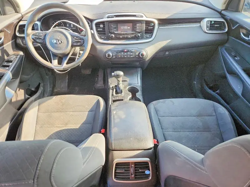 2018 KIA SORENTO LX V6  