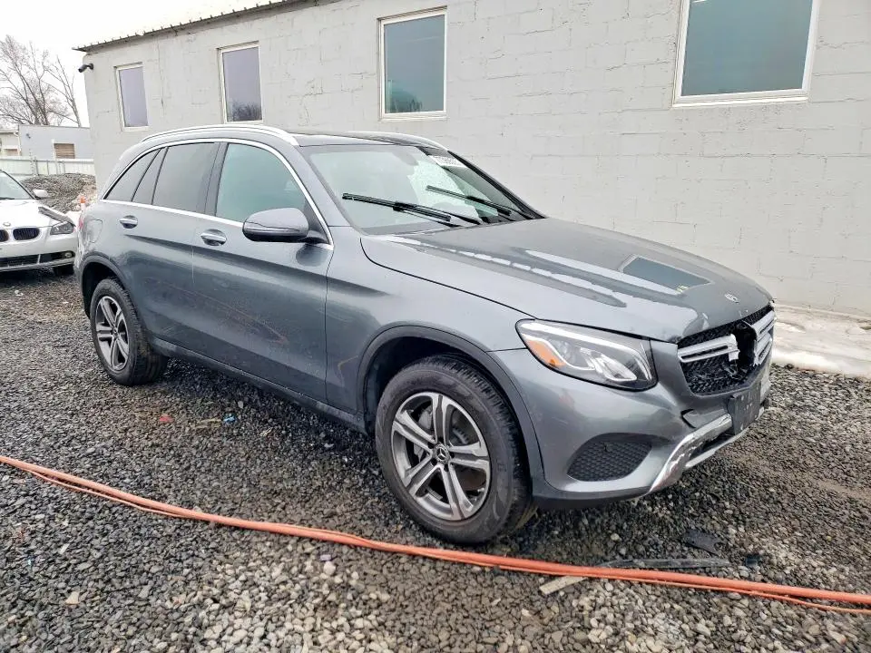 2018 MERCEDES-BENZ GLC 300 4MATIC  