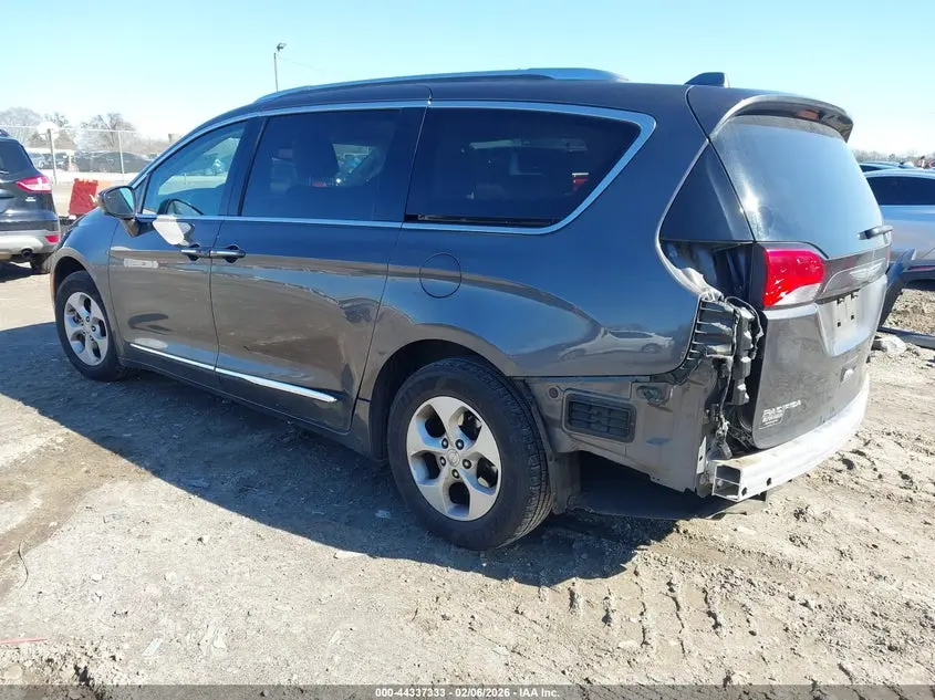 2017 CHRYSLER PACIFICA TOURING-L PLUS