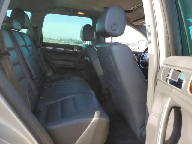 2010 VOLKSWAGEN TOUAREG TDI  
