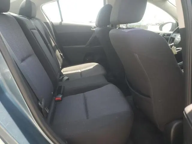 2010 MAZDA 3 I  