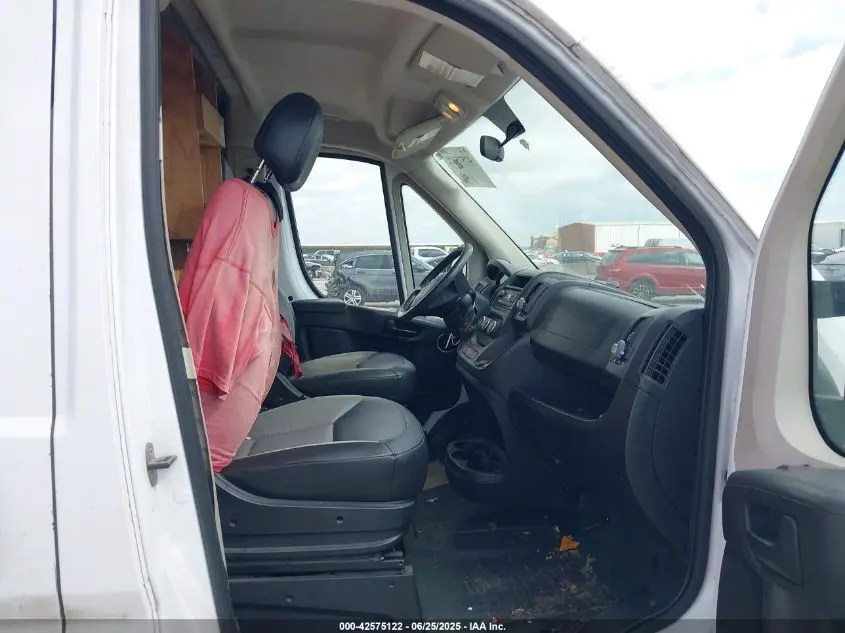2017 RAM PROMASTER 1500 LOW ROOF 136 WB