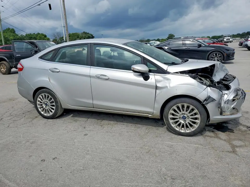 2016 FORD FIESTA TITANIUM  