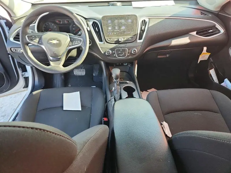 2024 CHEVROLET MALIBU LS  