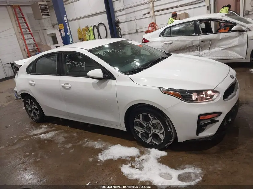 2021 KIA FORTE LXS