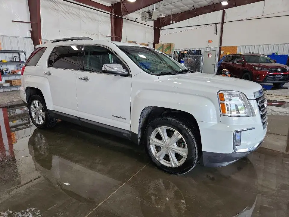 2017 GMC TERRAIN SLT  