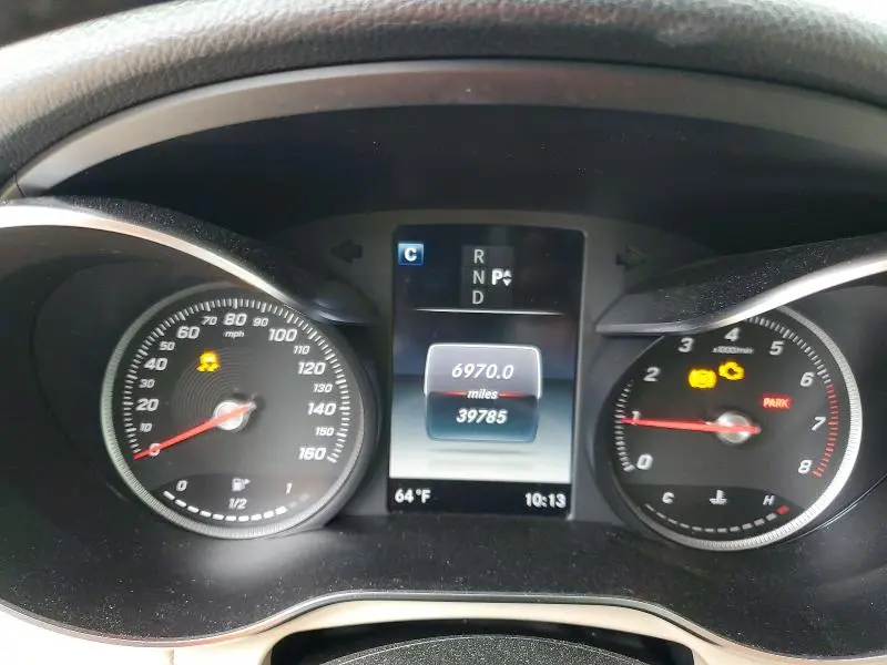 2019 MERCEDES-BENZ GLC 300  