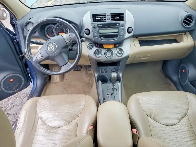 2011 TOYOTA RAV4 LIMITED  