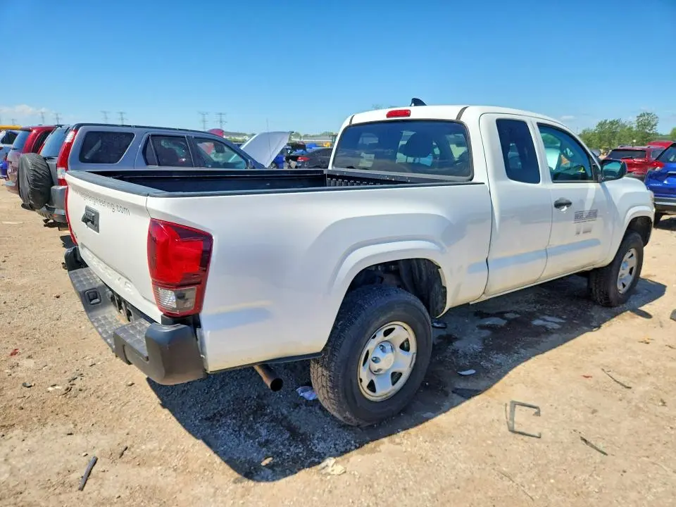 2020 TOYOTA TACOMA SR  