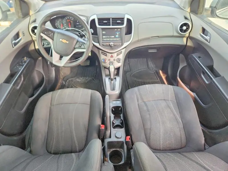 2017 CHEVROLET SONIC LT  