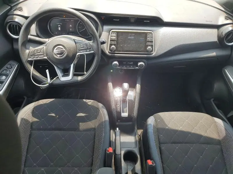 2019 NISSAN KICKS SV  