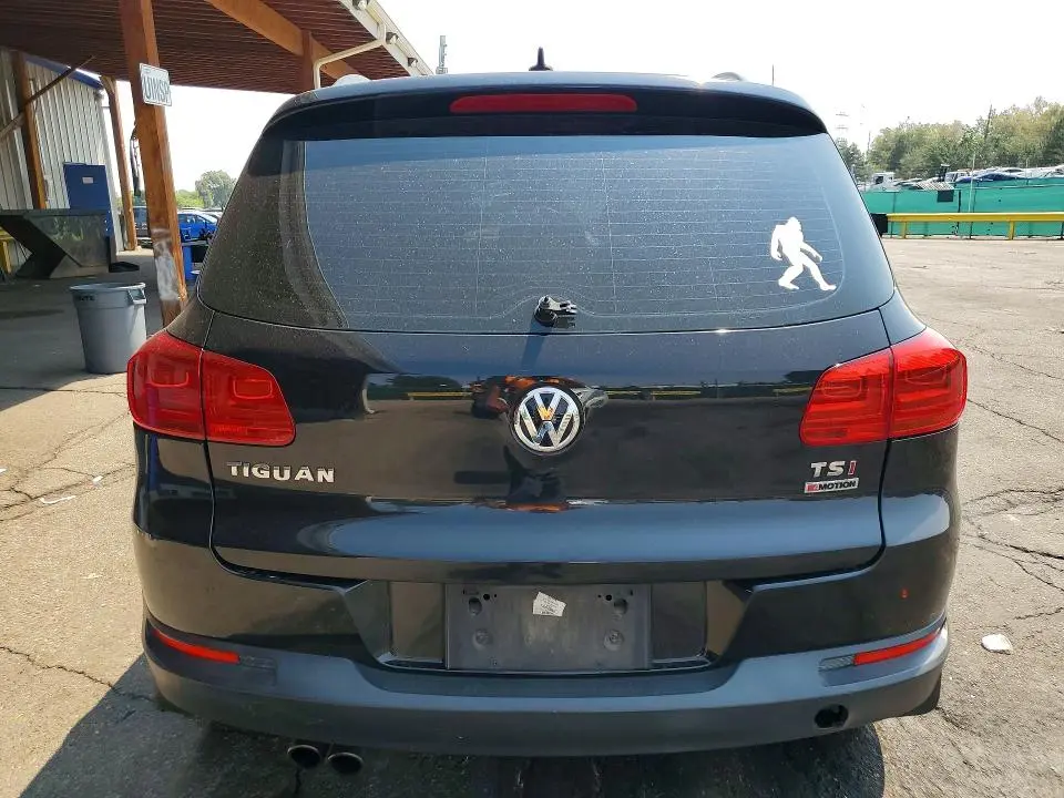 2017 VOLKSWAGEN TIGUAN S  