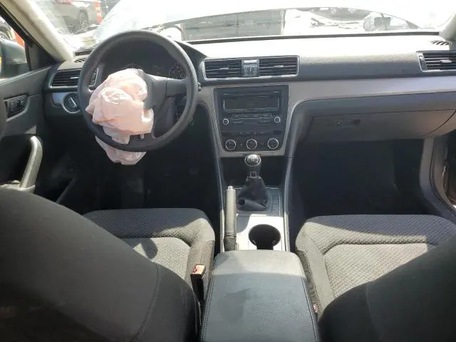 2012 VOLKSWAGEN PASSAT S  