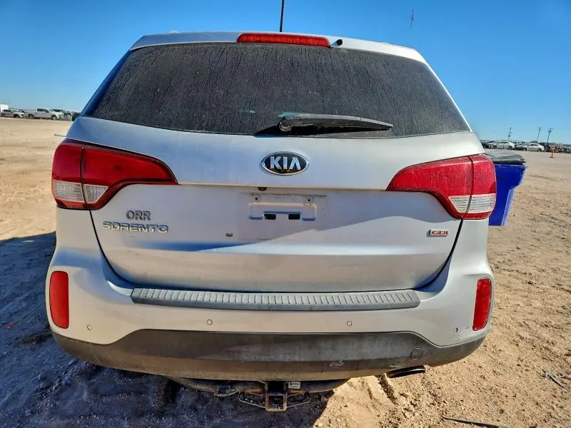 2014 KIA SORENTO LX  