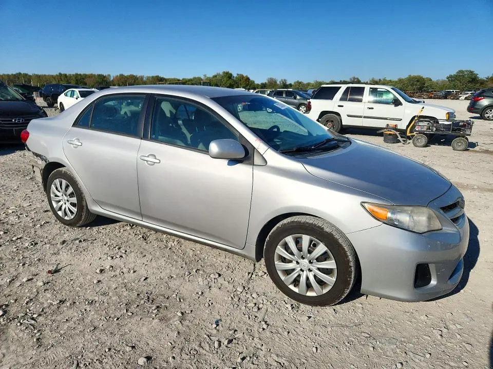 2012 TOYOTA COROLLA LE  