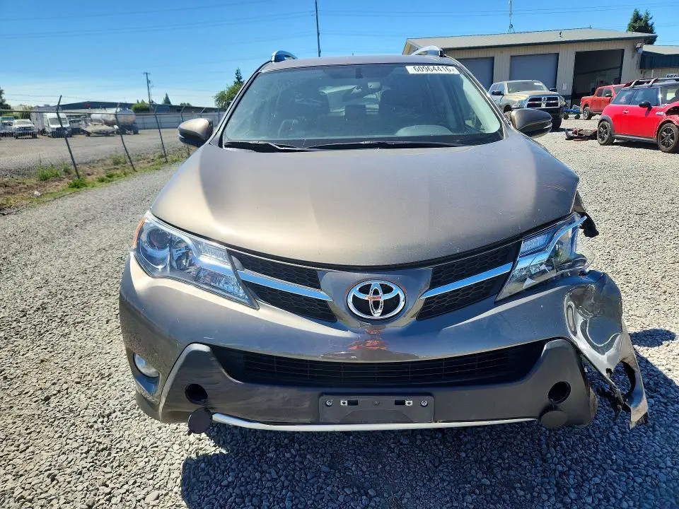 2015 TOYOTA RAV4 LIMITED  