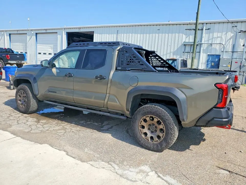 2025 TOYOTA TACOMA TRAILHUNTER HV  