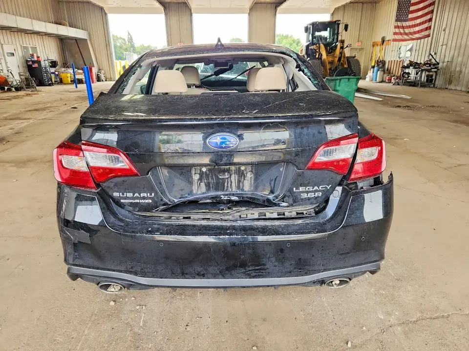 2018 SUBARU LEGACY 3.6R LIMITED  