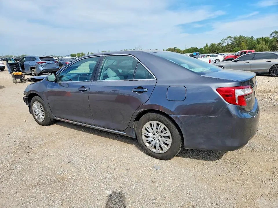 2014 TOYOTA CAMRY LE  