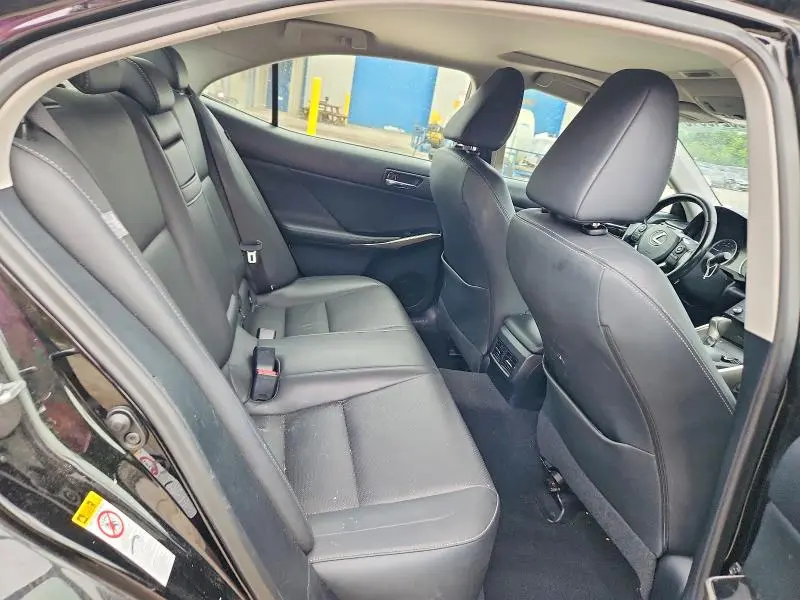 2015 LEXUS IS 250  