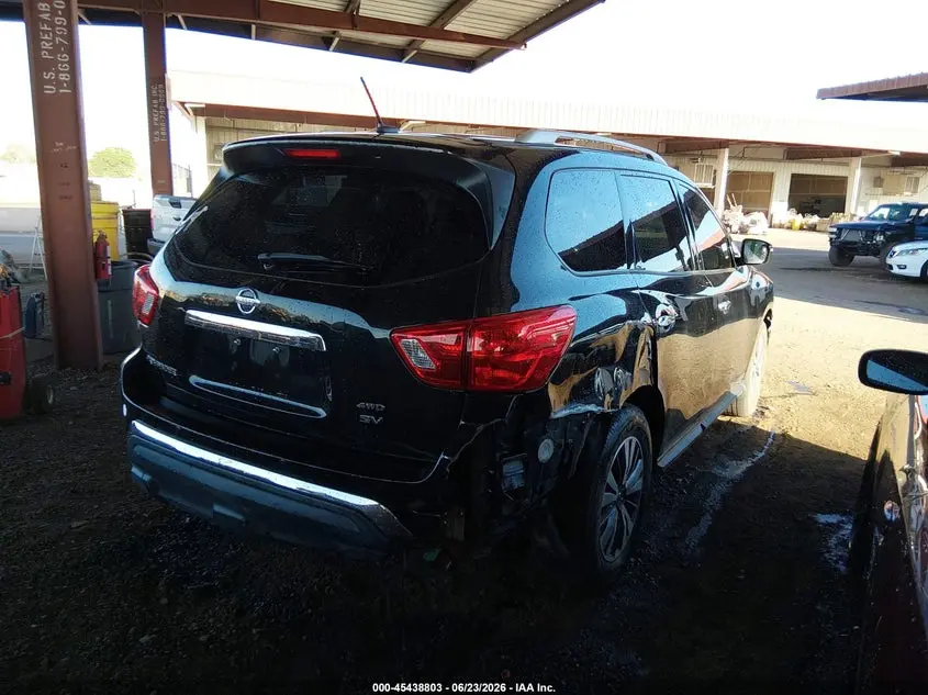 2017 NISSAN PATHFINDER SV