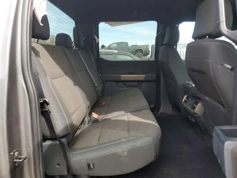 2025 FORD F150 STX  