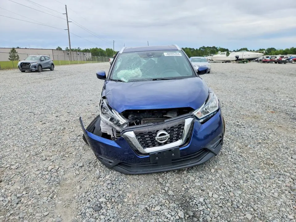 2020 NISSAN KICKS SV  