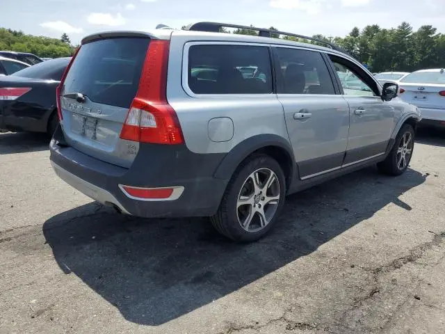 2013 VOLVO XC70 T6  