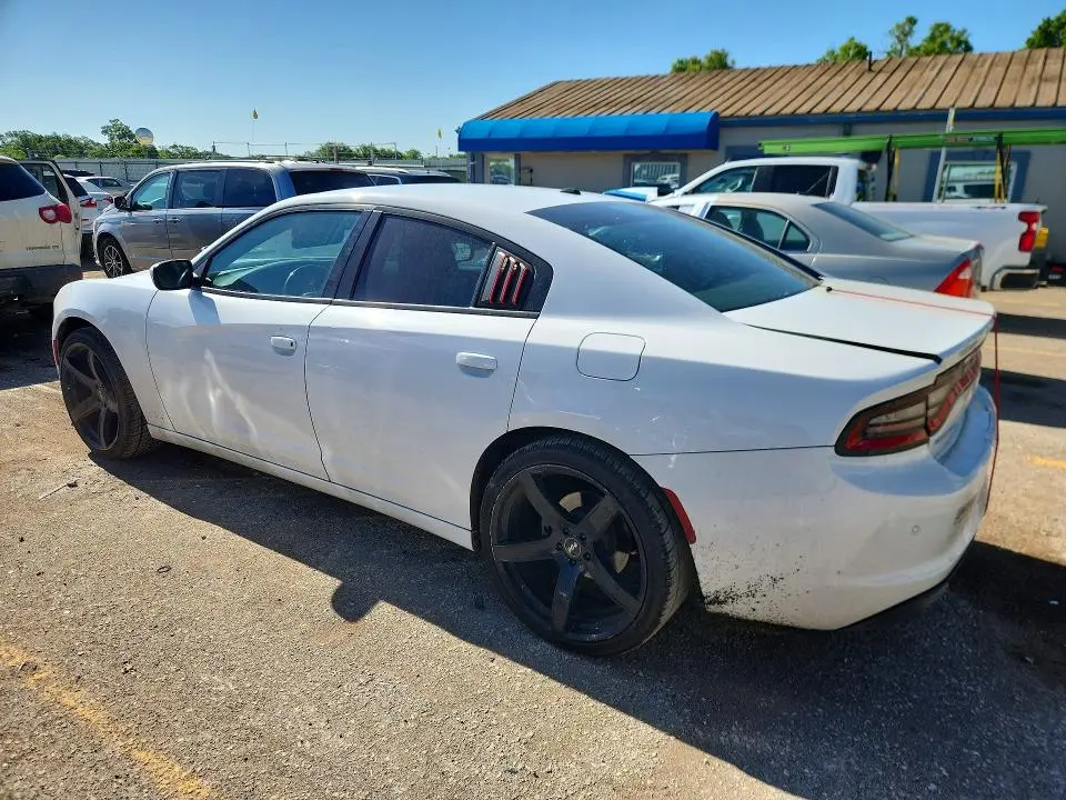 2022 DODGE CHARGER SXT  